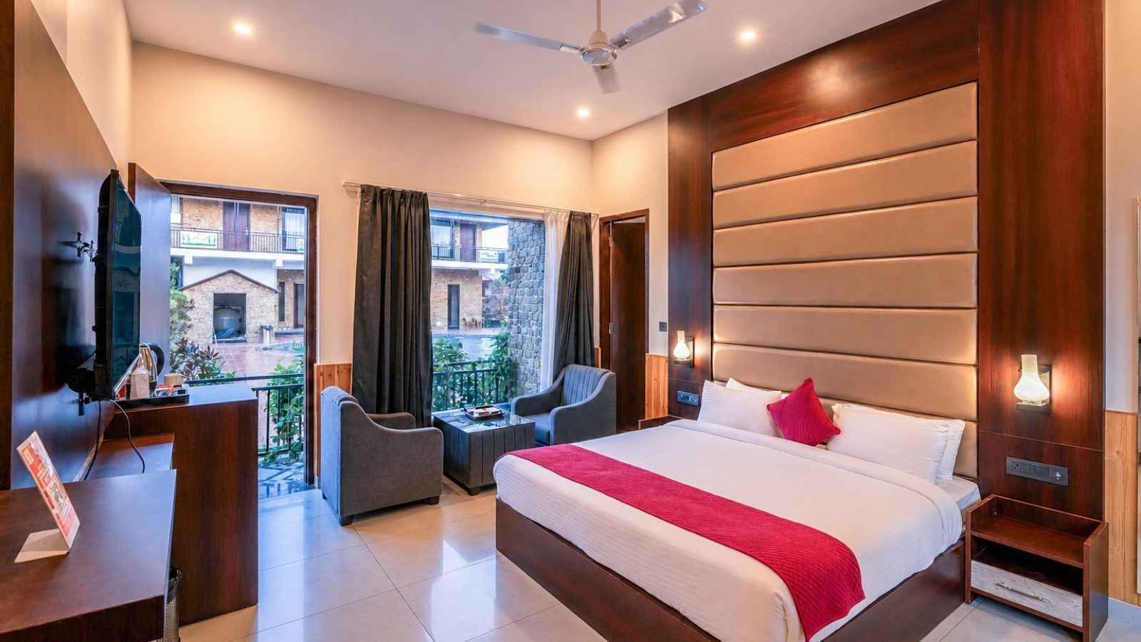Green Retreat Resort Hotel